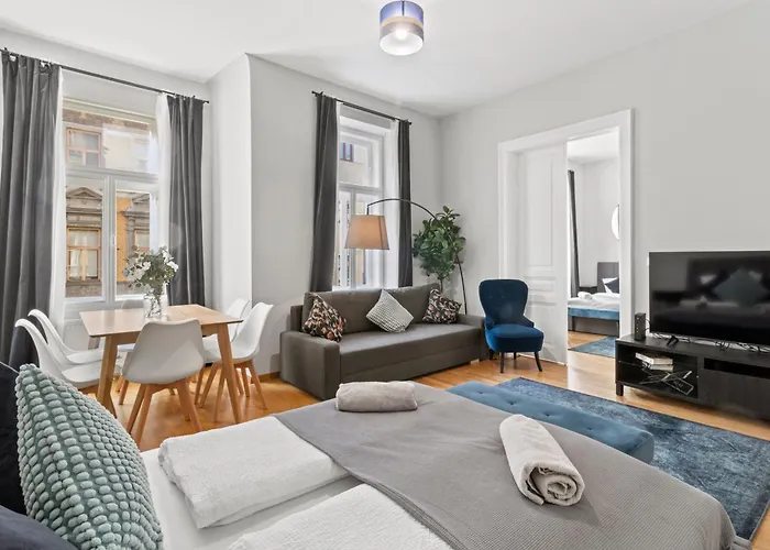 Modern 3-br - 3 Min To Metro U4